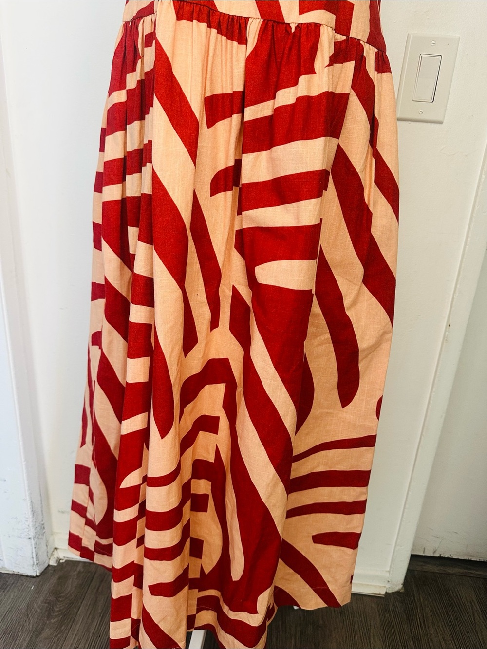 NWOT Mon Renn Surreal Midi Dress Tropico Print Red/Sand - Size M - Picture 6 of 8